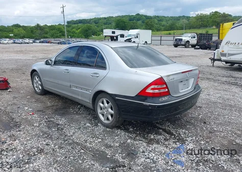 2001 Mercedes-Benz C 240 from USA, damaged, VIN WDBRF61J81F074604